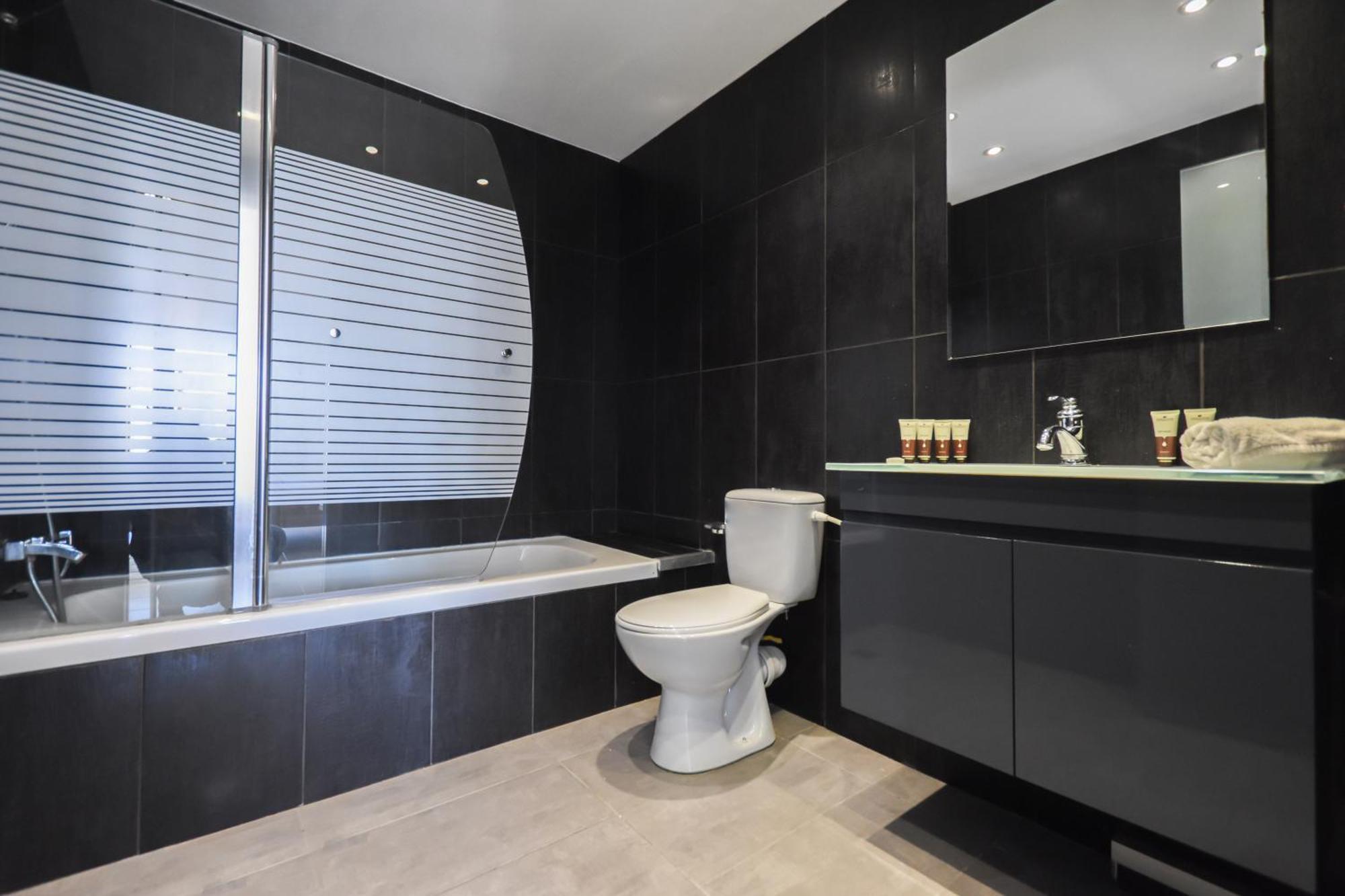 Peaceful 2Br In Noga By Holyguest Tel Aviv Exterior foto